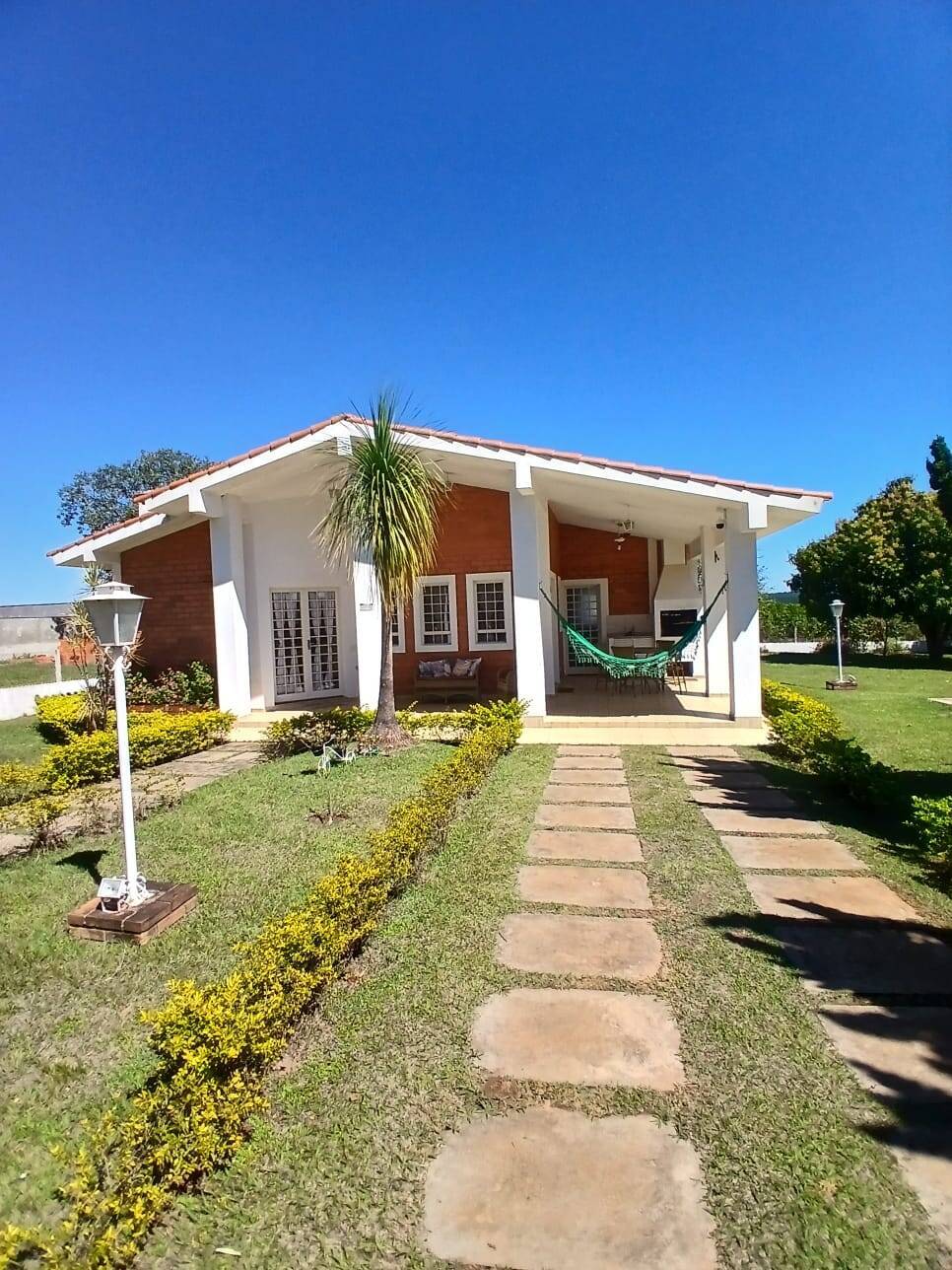 #484 - Casa para Venda em Pardinho - SP