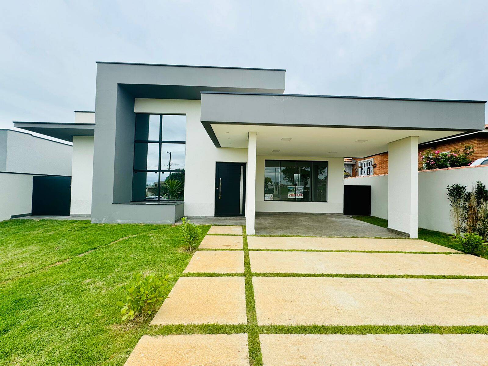 #527 - Casa para Venda em Porangaba - SP