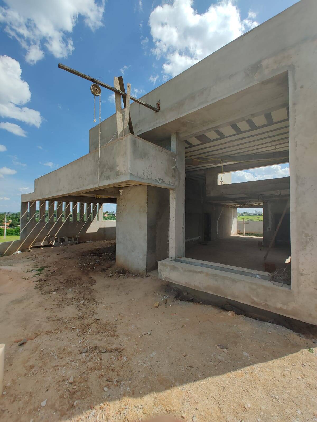 #545 - Casa para Venda em Pardinho - SP