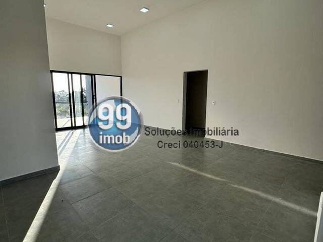 Casa para Venda em Porangaba - 4