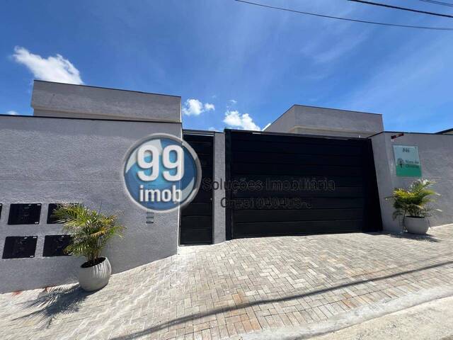#557 - Casa para Venda em Botucatu - SP - 2