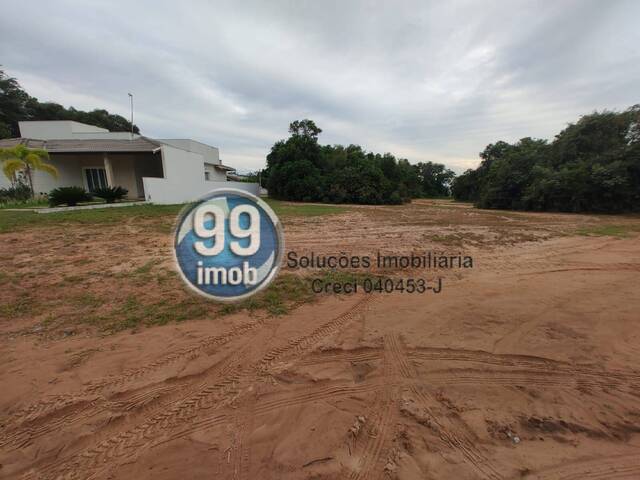 #566 - Área para Venda em Pardinho - SP - 1