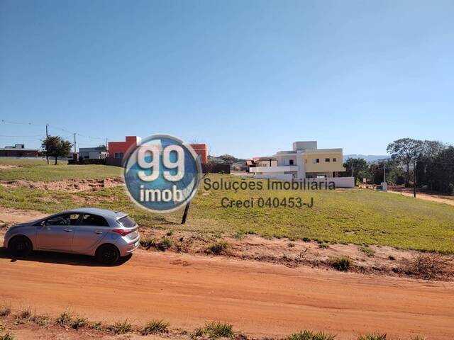 #567 - Área para Venda em Pardinho - SP - 1