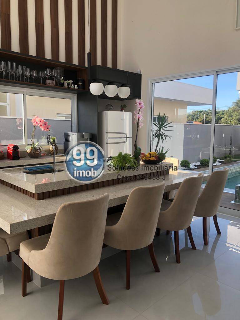 Casa à venda com 3 quartos, 250m² - Foto 6
