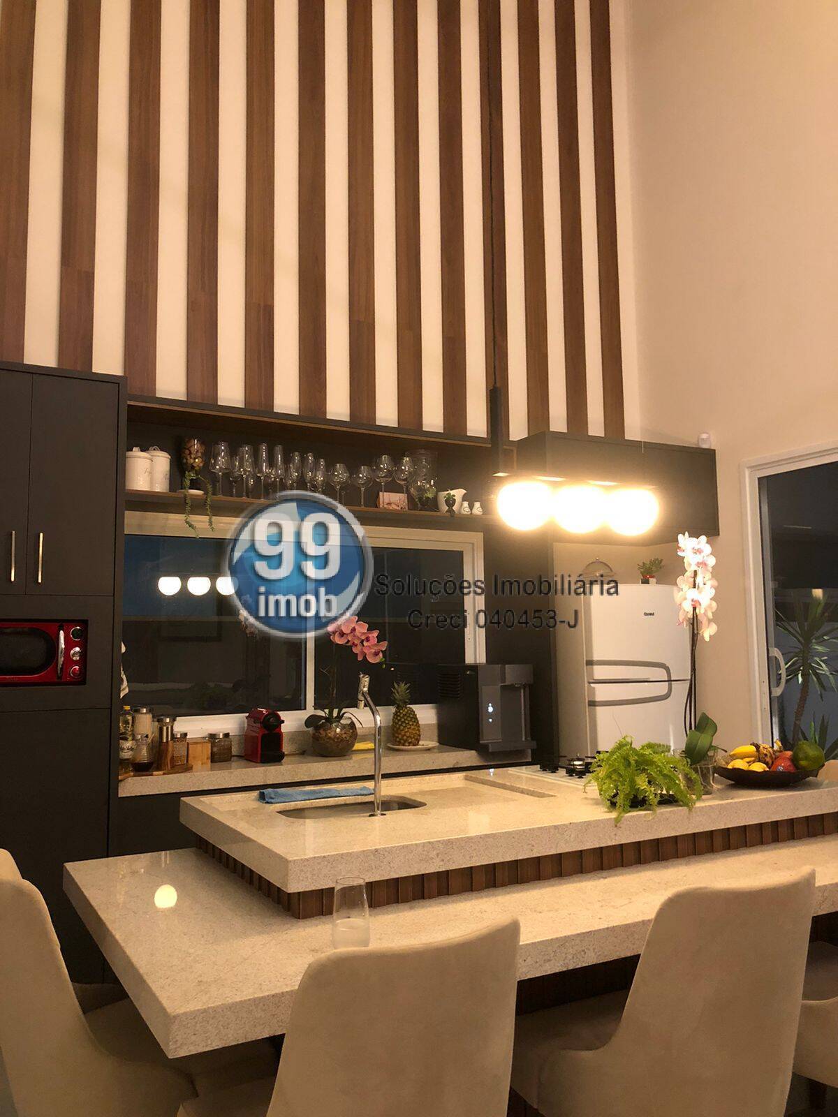 Casa à venda com 3 quartos, 250m² - Foto 10