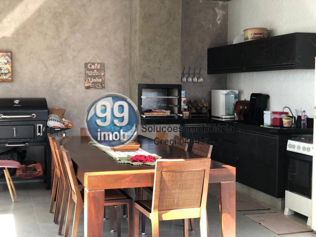 Casa à venda com 3 quartos, 250m² - Foto 37
