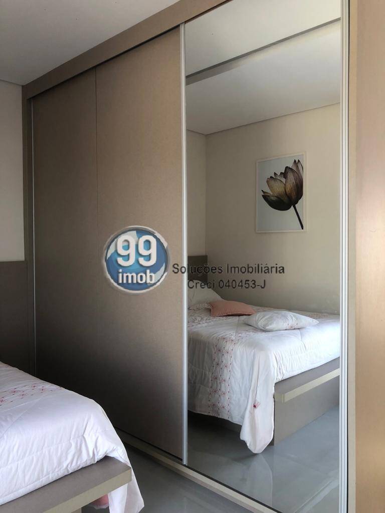 Casa à venda com 3 quartos, 250m² - Foto 18